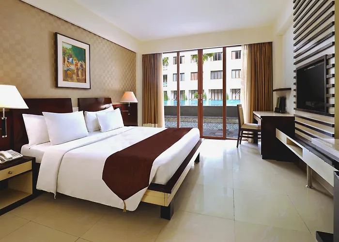 Hotel Aston And