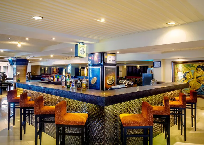Hotel Aston And