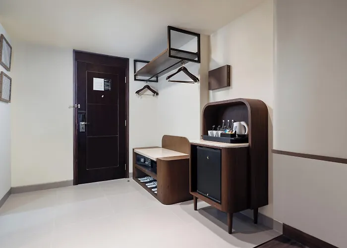 Hotel Aston And 4*